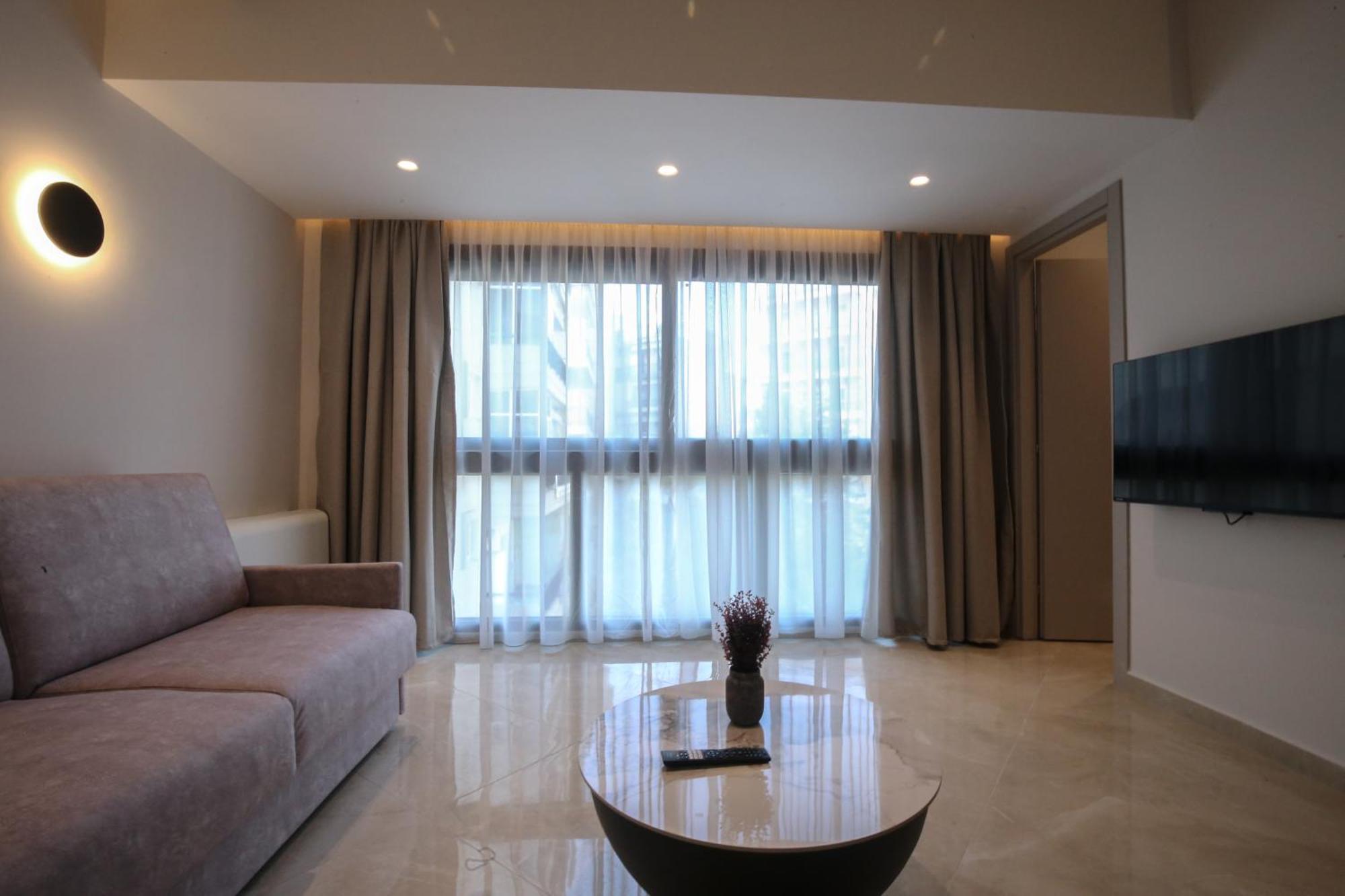 Apartment 8 By Proliving Hospitality